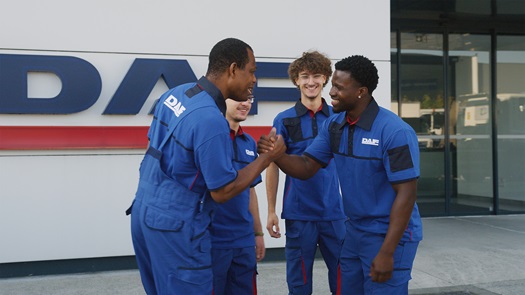 Working-at-the-DAF-Dealer-MfD-Teamwork
