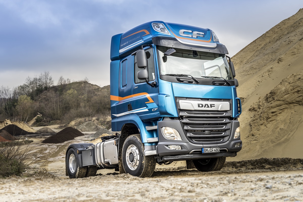 DAF-CF-and-XF-available-with-switchable-front-wheel-drive